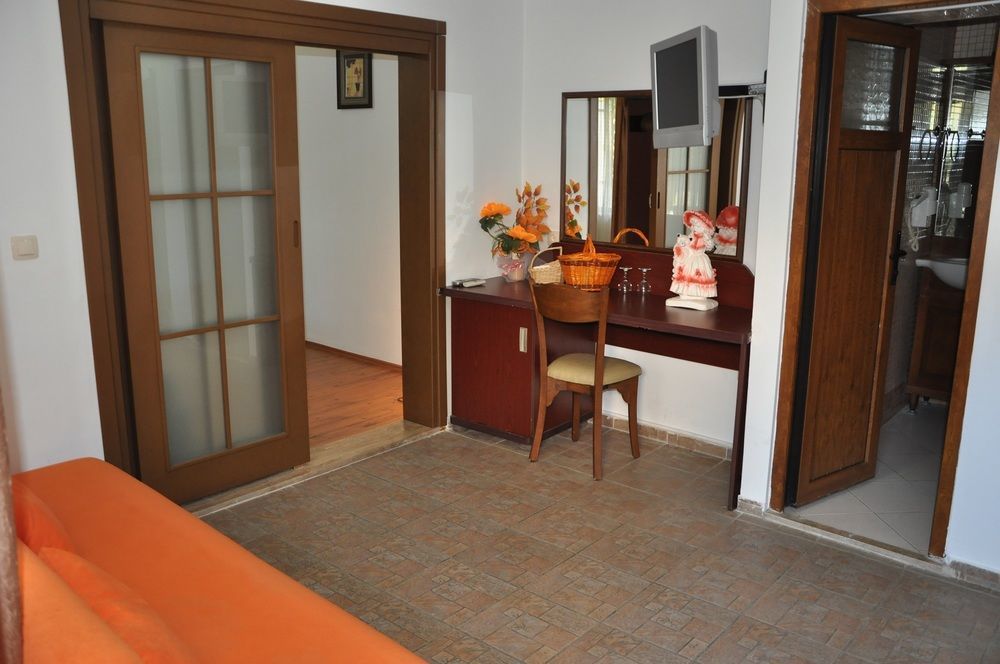 Longhouse Inn Hotel Dalyan Eksteriør billede