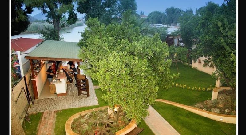 Longhouse Inn Hotel Dalyan Eksteriør billede