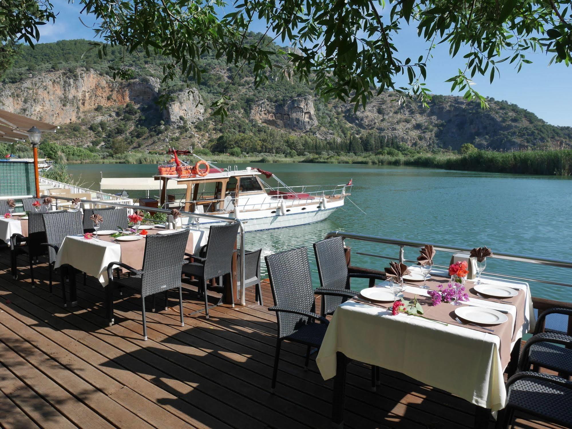 Longhouse Inn Hotel Dalyan Eksteriør billede