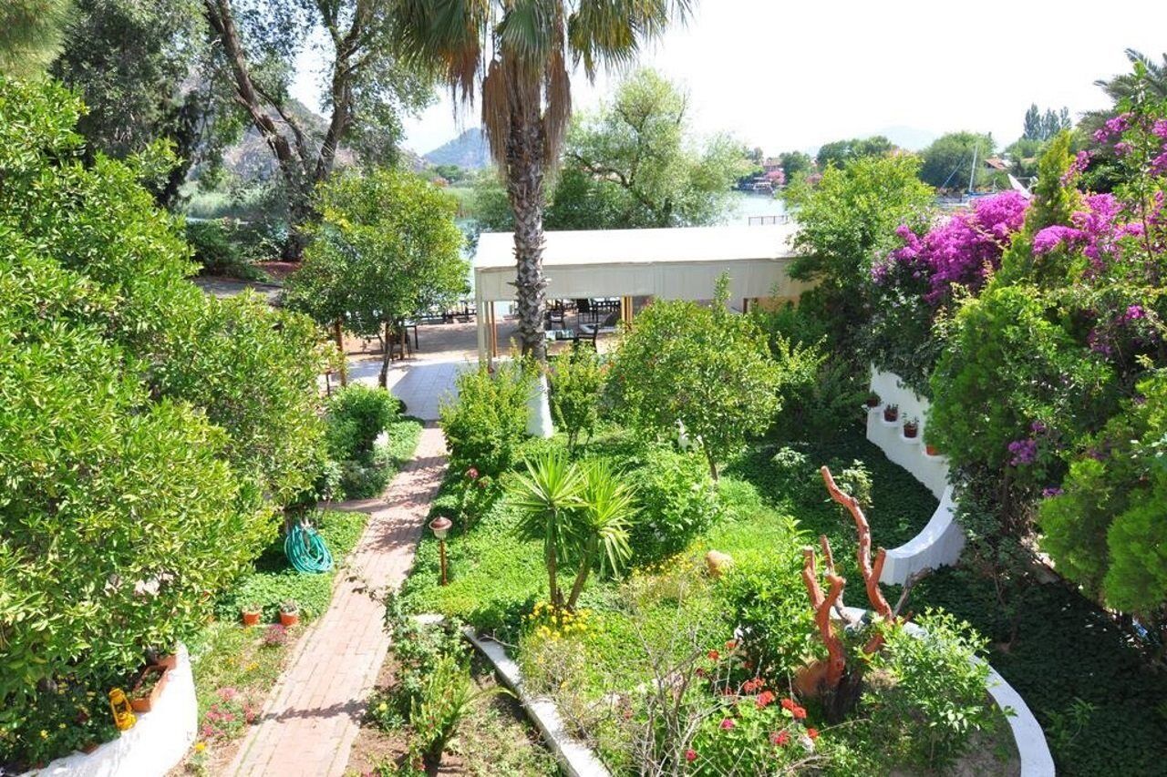 Longhouse Inn Hotel Dalyan Eksteriør billede